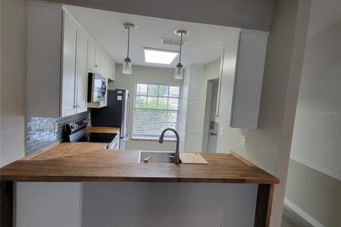 House in Saint Petersburg, Florida 2 bedrooms, 88.81 sq.m. № 1903523 - photo 30