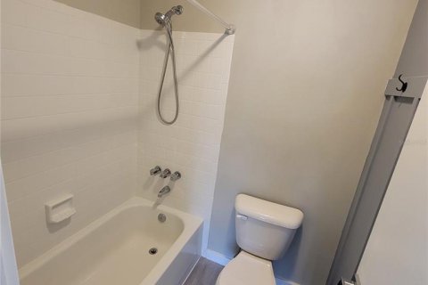 House in Saint Petersburg, Florida 2 bedrooms, 88.81 sq.m. № 1903523 - photo 22