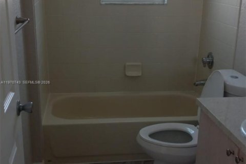 Condominio en venta en North Lauderdale, Florida, 2 dormitorios, 101.08 m2 № 2031445 - foto 10