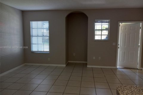 Condominio en venta en North Lauderdale, Florida, 2 dormitorios, 101.08 m2 № 2031445 - foto 3