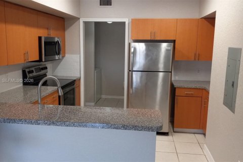 Condominio en venta en North Lauderdale, Florida, 2 dormitorios, 101.08 m2 № 2031445 - foto 6