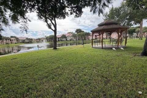 Condominio en venta en North Lauderdale, Florida, 2 dormitorios, 101.08 m2 № 2031445 - foto 27