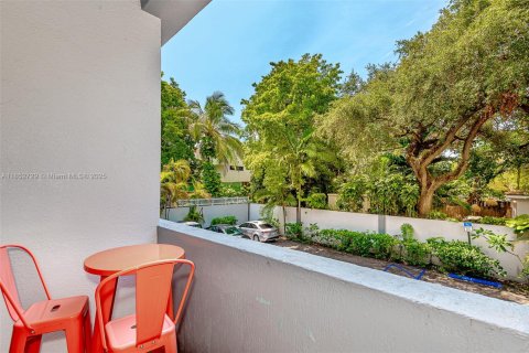 Copropriété à louer à Miami, Floride: 1 chambre, 46.17 m2 № 1877546 - photo 12