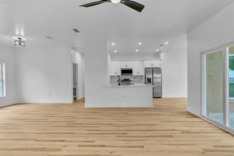 Villa ou maison à vendre à Weeki Wachee, Floride: 4 chambres, 197.42 m2 № 2280304 - photo 14