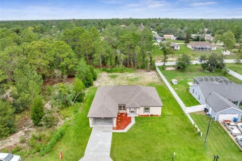 Villa ou maison à vendre à Weeki Wachee, Floride: 4 chambres, 197.42 m2 № 2280304 - photo 2