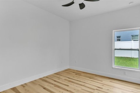 Villa ou maison à vendre à Weeki Wachee, Floride: 4 chambres, 197.42 m2 № 2280304 - photo 24