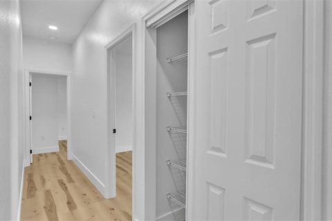 Villa ou maison à vendre à Weeki Wachee, Floride: 4 chambres, 197.42 m2 № 2280304 - photo 29