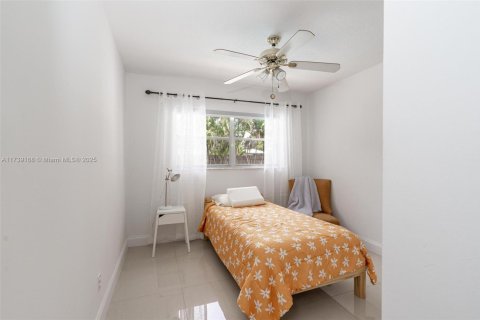 Casa en venta en Coral Springs, Florida, 4 dormitorios, 130.99 m2 № 1487711 - foto 22