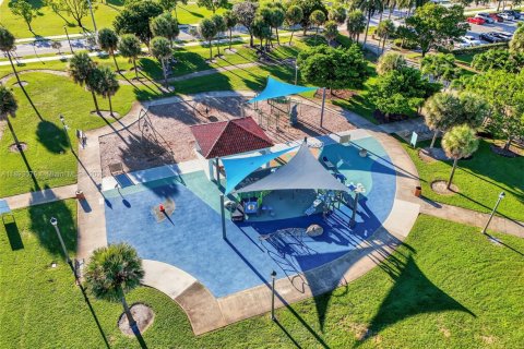 Condominio en venta en Lake Park, Florida, 2 dormitorios, 72 m2 № 1949536 - foto 30