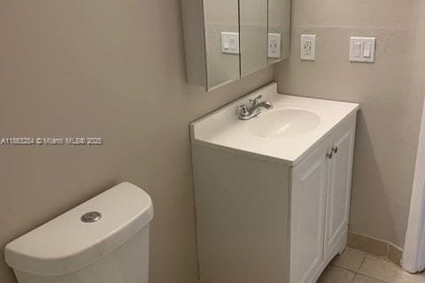 Condo in Sunrise, Florida, 1 bedroom  № 1890539 - photo 9