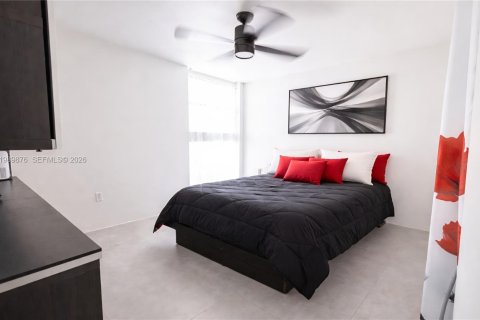 Condo in Miami Beach, Florida, 1 bedroom  № 2067902 - photo 29