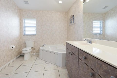 Casa en venta en Port Charlotte, Florida, 3 dormitorios, 200.67 m2 № 1766229 - foto 14