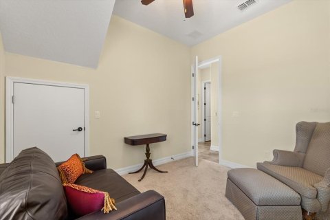 House in Sorrento, Florida 4 bedrooms, 316.7 sq.m. № 1827901 - photo 25
