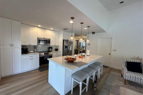 Купить виллу или дом в Корал-Спрингс, Флорида 3 спальни, 153.57м2, № 2065379 - фото 9