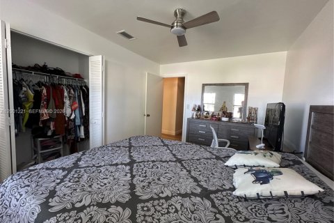 Купить виллу или дом в Корал-Спрингс, Флорида 3 спальни, 153.57м2, № 2065379 - фото 23