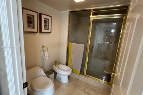 Copropriété à vendre à Sunny Isles Beach, Floride: 3 chambres, 210.61 m2 № 2004411 - photo 14