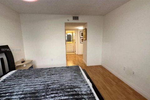 Copropriété à vendre à Sunny Isles Beach, Floride: 3 chambres, 210.61 m2 № 2004411 - photo 28