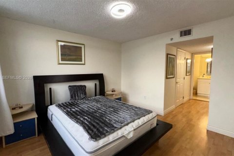 Copropriété à vendre à Sunny Isles Beach, Floride: 3 chambres, 210.61 m2 № 2004411 - photo 27