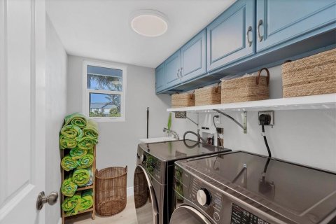 Casa en alquiler en Boca Grande, Florida, 3 dormitorios, 191.75 m2 № 1901097 - foto 28