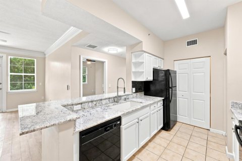 Copropriété à louer à West Palm Beach, Floride: 3 chambres, 121.7 m2 № 2387124 - photo 15