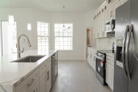 Villa ou maison à vendre à Ocala, Floride: 4 chambres, 167.32 m2 № 2205847 - photo 6