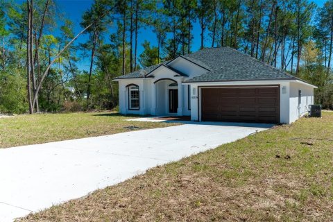 Villa ou maison à vendre à Ocala, Floride: 4 chambres, 167.32 m2 № 2205847 - photo 2