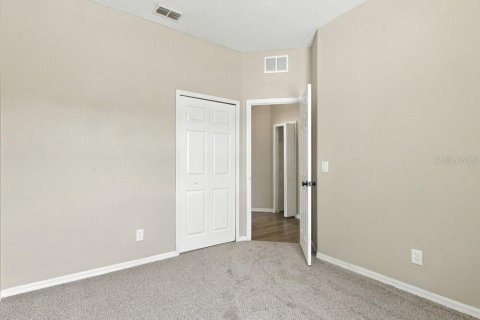 House in Orlando, Florida 4 bedrooms, 183.2 sq.m. № 2396401 - photo 12
