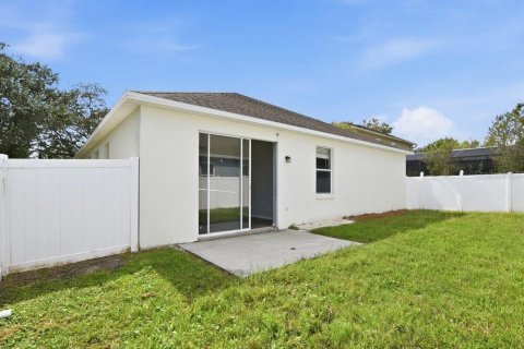House in Orlando, Florida 4 bedrooms, 183.2 sq.m. № 2396401 - photo 16