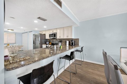 Copropriété à vendre à Indian Shores, Floride: 2 chambres, 130.06 m2 № 2428641 - photo 21