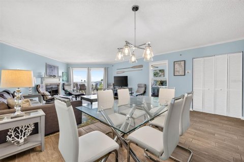 Copropriété à vendre à Indian Shores, Floride: 2 chambres, 130.06 m2 № 2428641 - photo 19