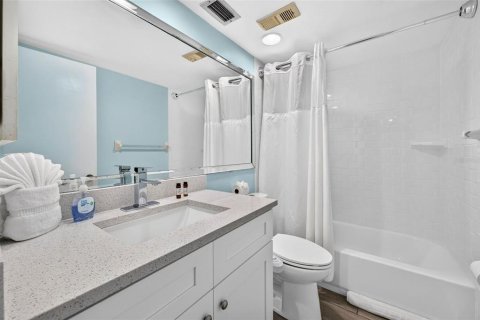Copropriété à vendre à Indian Shores, Floride: 2 chambres, 130.06 m2 № 2428641 - photo 29