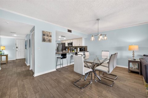 Copropriété à vendre à Indian Shores, Floride: 2 chambres, 130.06 m2 № 2428641 - photo 20