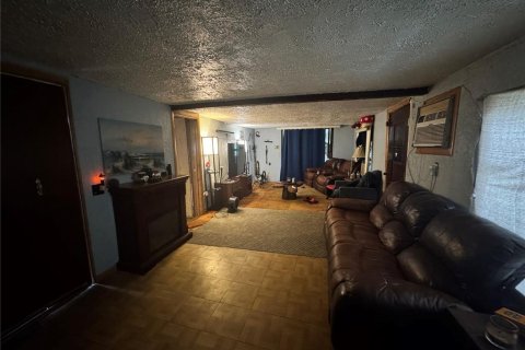 House in Hudson, Florida 2 bedrooms, 129.32 sq.m. № 2095433 - photo 9
