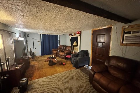 House in Hudson, Florida 2 bedrooms, 129.32 sq.m. № 2095433 - photo 11