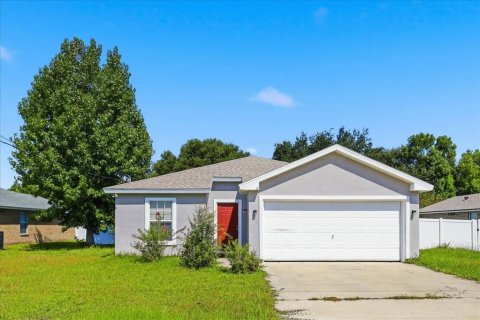 Villa ou maison à Palm Coast, Floride 3 chambres, 125.14 m2 № 2297099