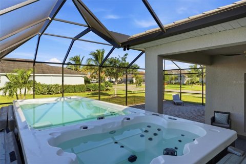 Villa ou maison à vendre à Port Charlotte, Floride: 3 chambres, 155.15 m2 № 2420511 - photo 3