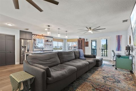 Villa ou maison à vendre à Hernando Beach, Floride: 3 chambres, 136.57 m2 № 1767383 - photo 10