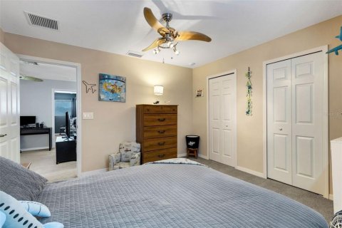 House in Parrish, Florida 4 bedrooms, 222.59 sq.m. № 2132103 - photo 18