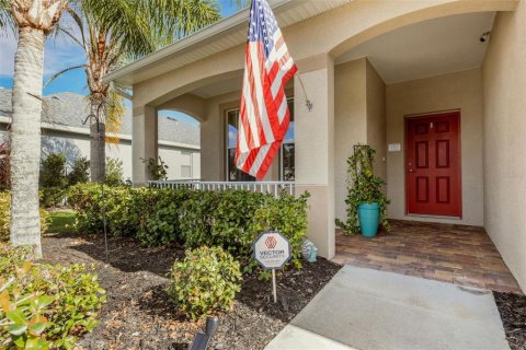 House in Parrish, Florida 4 bedrooms, 222.59 sq.m. № 2132103 - photo 3