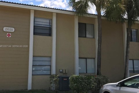 Copropriété à louer à Coral Springs, Floride: 2 chambres, 74.32 m2 № 2286604 - photo 8