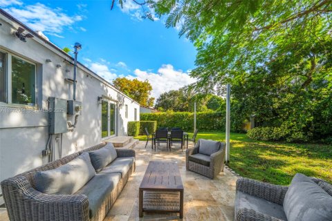 Купить виллу или дом в Майами-Шорс, Флорида 3 спальни, 123.28м2, № 1990574 - фото 21