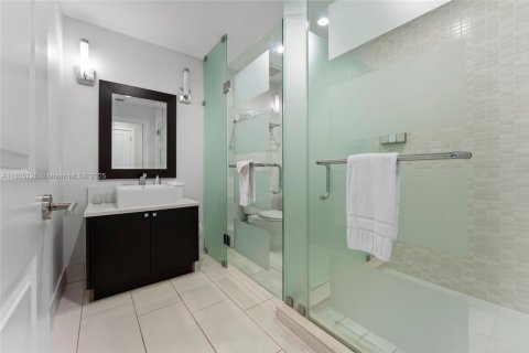 Купить кондоминиум в Дорал, Флорида 3 спальни, 192.31м2, № 1864652 - фото 8