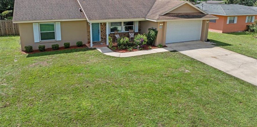 Villa ou maison à DeLand, Floride 3 chambres, 125.51 m2 № 1919669