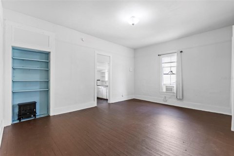 Commercial property in Gainesville, Florida 3 bedrooms, 137.03 sq.m. № 2097721 - photo 12