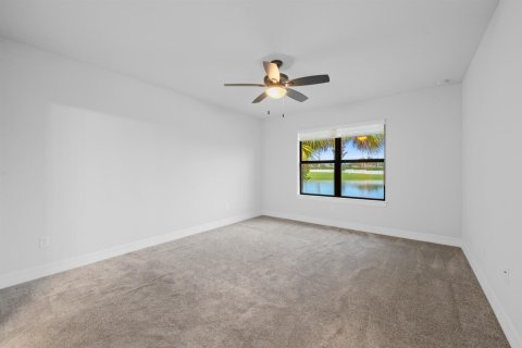 Casa en venta en Lauderdale Lakes, Florida, 4 dormitorios, 169.83 m2 № 2377298 - foto 18
