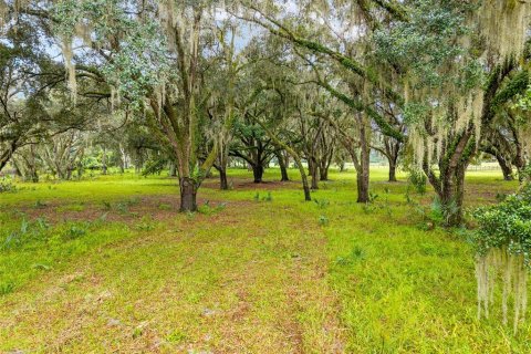 Terreno en venta en Fort MC Coy, Florida № 1905610 - foto 10