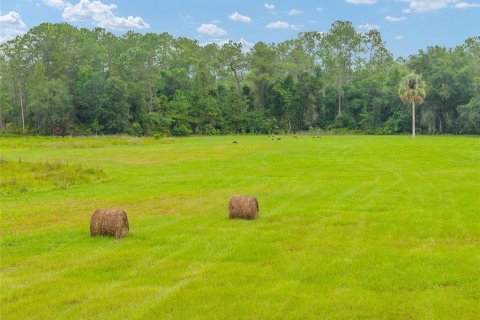 Terreno en venta en Fort MC Coy, Florida № 1905610 - foto 6