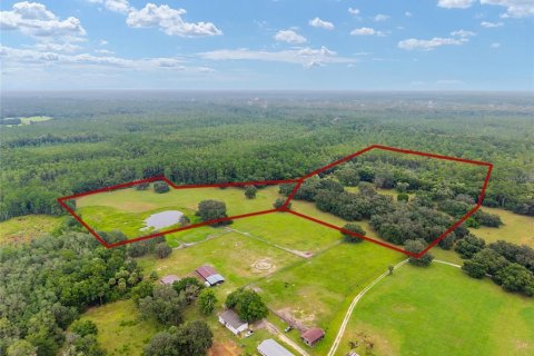 Terreno en venta en Fort MC Coy, Florida № 1905610 - foto 5