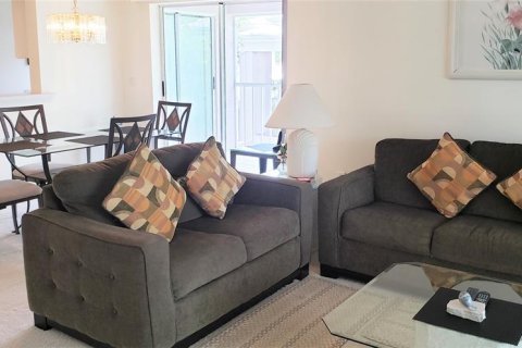 Condominio en alquiler en Sarasota, Florida, 2 dormitorios, 102.1 m2 № 1718902 - foto 8