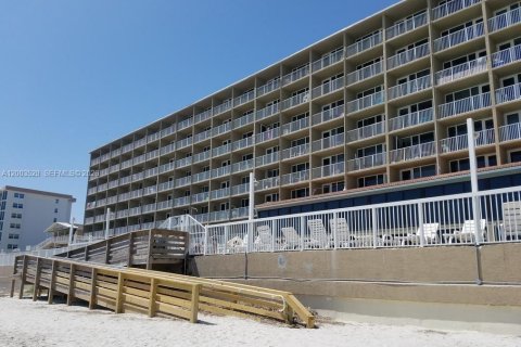 Condominio en venta en South Daytona, Florida № 2184602 - foto 15
